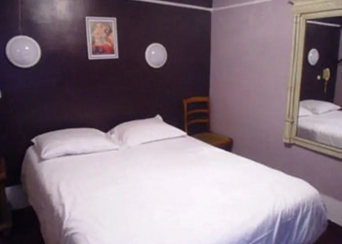 De Lille Louvre Hotell Paris