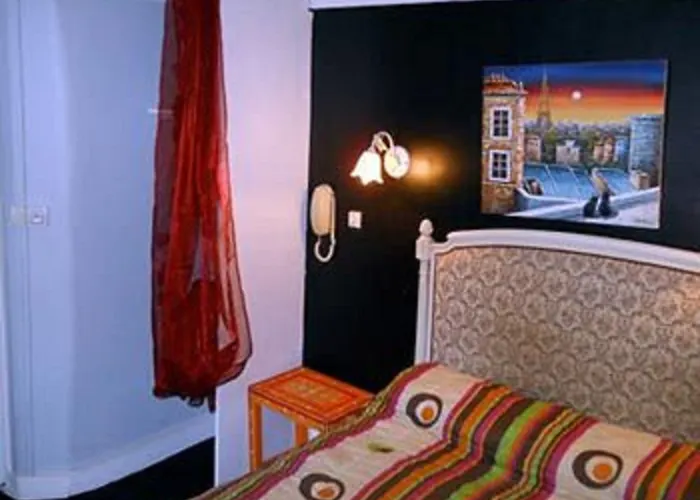 De Lille Louvre Hotell Paris