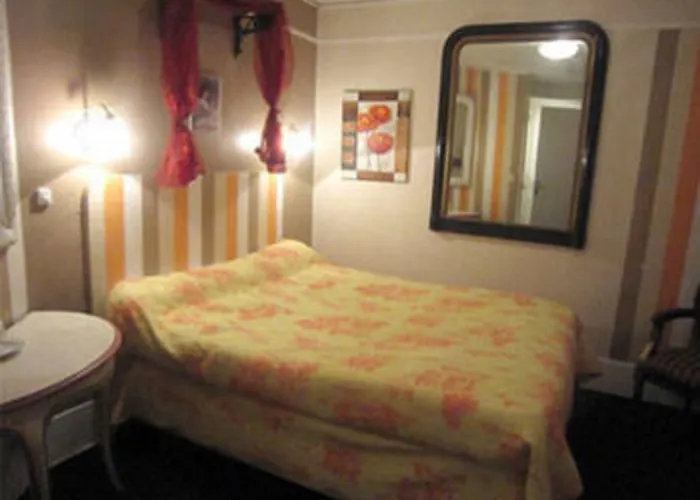 Hotell De Lille Louvre