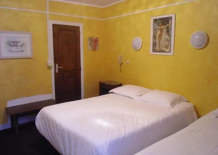 De Lille Louvre Hotell Paris