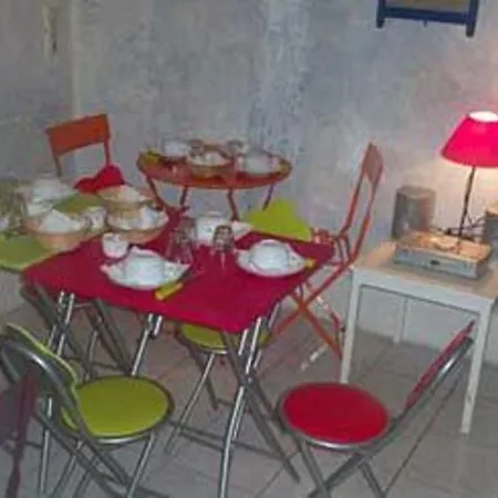 De Lille-louvre 2* Paris