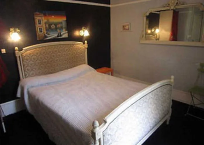 De Lille Louvre Otel 2*